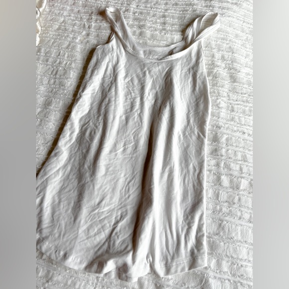 Women’s white razorback tank, super soft, no stains, medium(7-9) - Picture 1 of 1